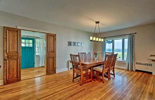 Portsmouth House | Common Fence Point Cottage with Ocean Views!