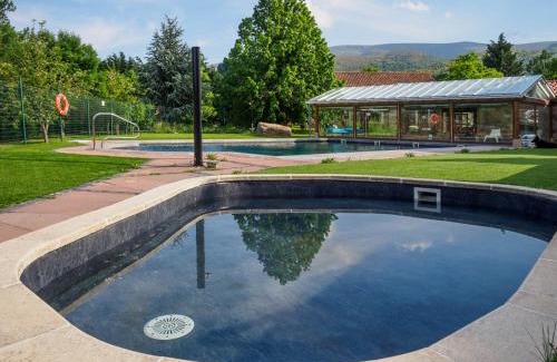 Hermandad de Campoo de Suso House | Complejo Puente Romano