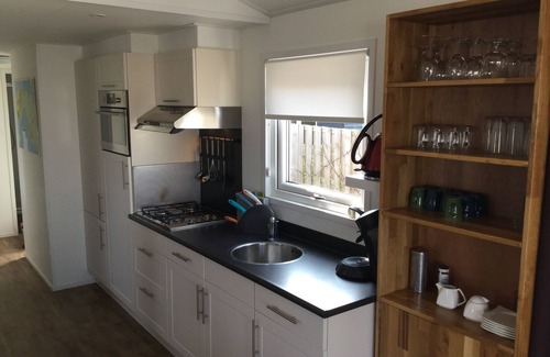 Renesse Ski Chalet | Complete and luxurious 6 person chalet at a holiday park on the coast