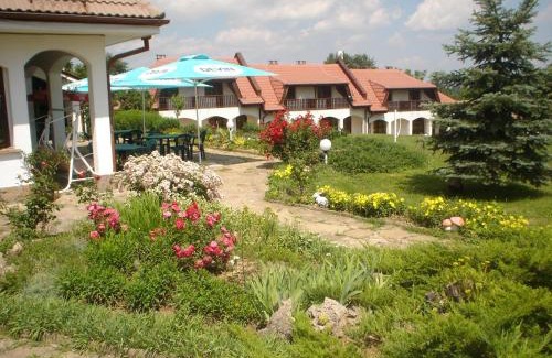 Vlaychovtsi House | Complex Roden Kray