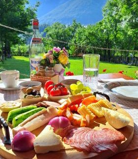 Tesila Other | Complex turistic Traisteni din Valea Doftanei