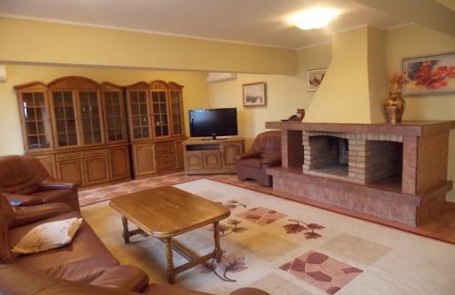 Scheia Hotel | Conacul Domnesc