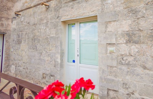 Sasso Caveoso Condo | Condo-Premier-Ensuite with Bath-Terrace