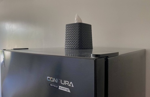 Guadalupe Condo | Condo WIFI up to 100mbps Pool Netflix&Chill