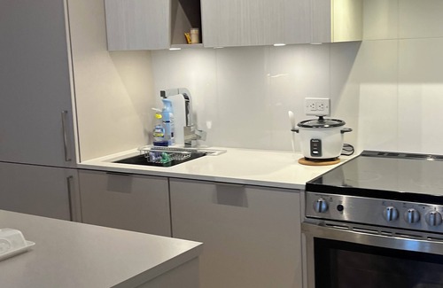 Downtown Mississauga Condo | Condos rooms downtown Mississauga