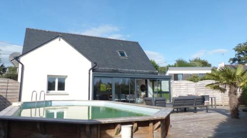 Larmor-Baden House | Confortable maison avec piscine a Larmor Baden