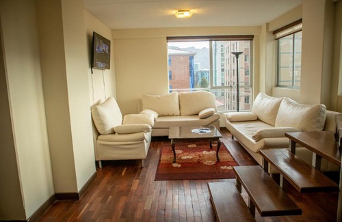 Macrodistrito Sur Apartment | Confortable y Amplio Apartamento Duplex en zona céntrica de Calacoto