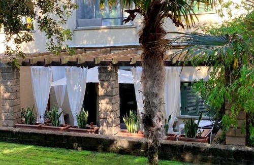 Punta Ala Apartment | Confortevole Bilocale Giardino Doppio Parcheggio