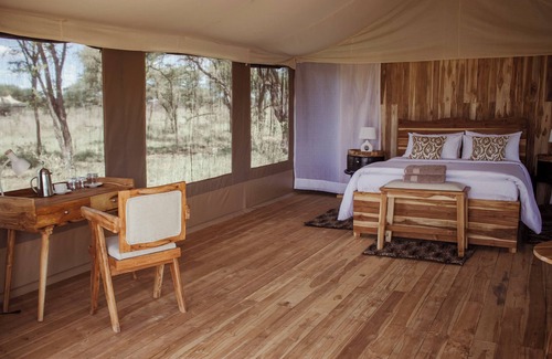 Serengeti National Park Hotel | Conserve Safari Serengeti