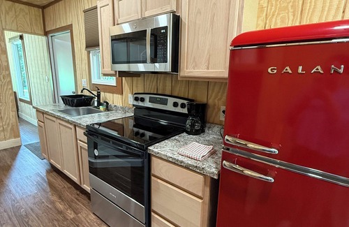 Pilot Point Other | Container Home Experience on Ranch by Lake Ray Roberts!