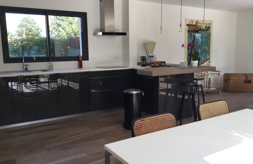 Trevignon House | Contemporary by the sea