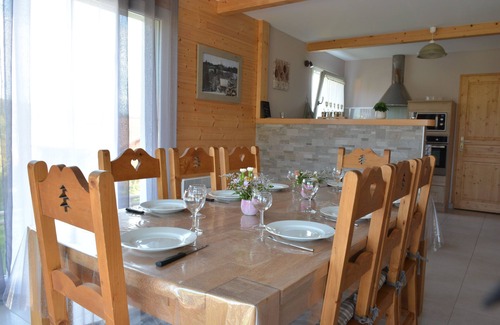 Gerbepal Ski Chalet | Contemporary Chalet comfort + Wifi, very quiet area 7 km from Gerardmer.