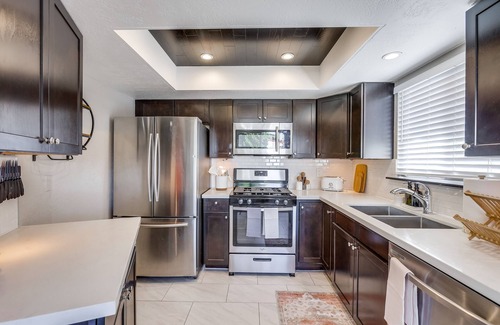 San Clemente Condo | Contemporary Coastal Retreat with Private Patio