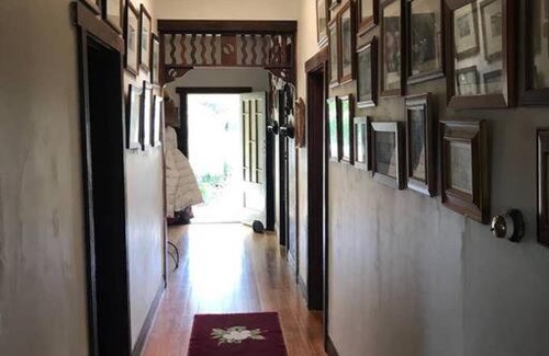 Mentone House | Contemporary & Elegant 1920's Period House by My Lodgingfy International