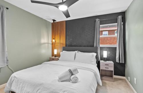 Aurora Highlands Hotel | Contemporary Lux Pad Patio