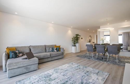 Santo Antonio Apartment | Contemporary Residence C by Homie