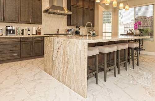 Vista House | Contemporary, Spacious & Tranquil Retreat with Pool & Spa