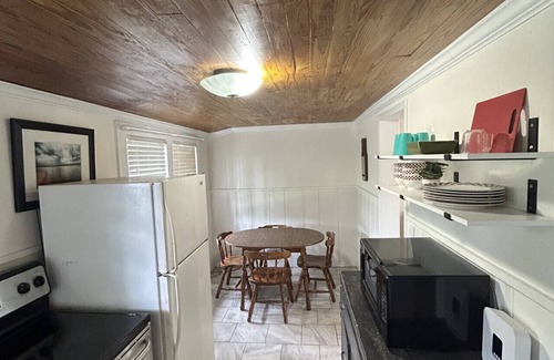 Cookson Cabin | Cookson Resort -Tenkiller Cabin #5