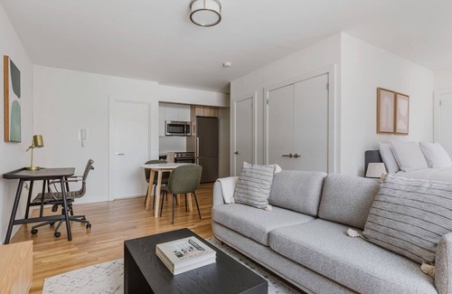 Chelsea Apartment | Cool Chelsea Studio w/Elev & Shared W/D, nr Market, by Blueground
