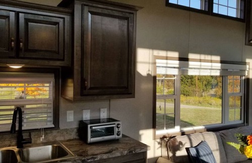 Fly Creek House | Coop Diamonds Luxury Rentals @ Honey Joe Acres