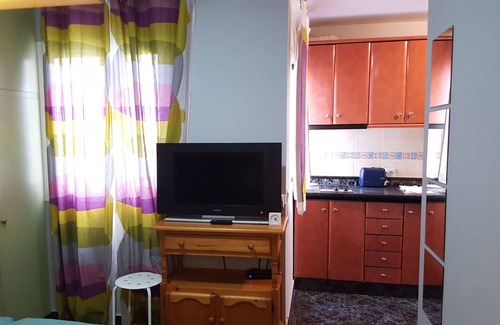 Vecindario Apartment | COQUETO apartment / studio. FREE WIFI.