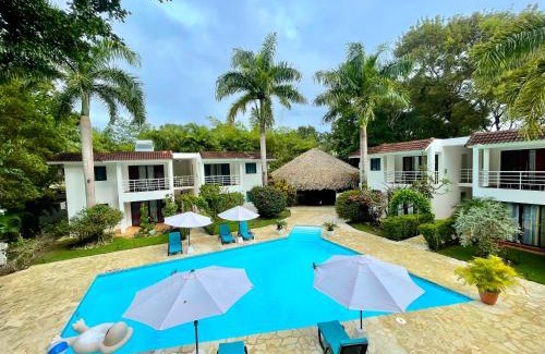 Playa Chiquita Hotel | Coral Blanco Hotel