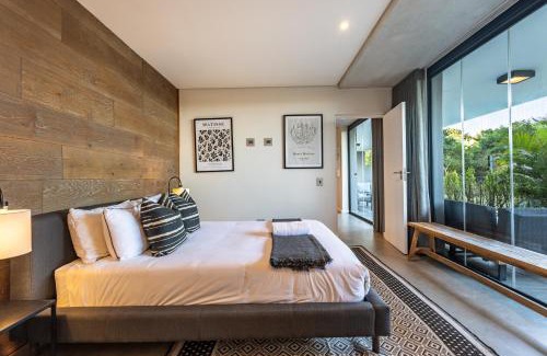 Hillhead Apartment | Coral Point Luxury Apartments