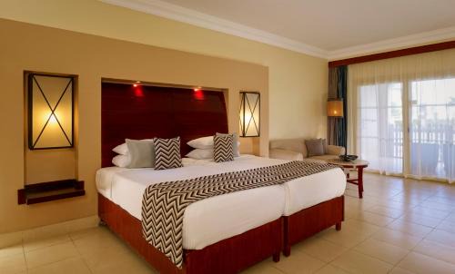 Sharm El Sheikh Resort | Coral Sea Holiday Resort & Aqua Park