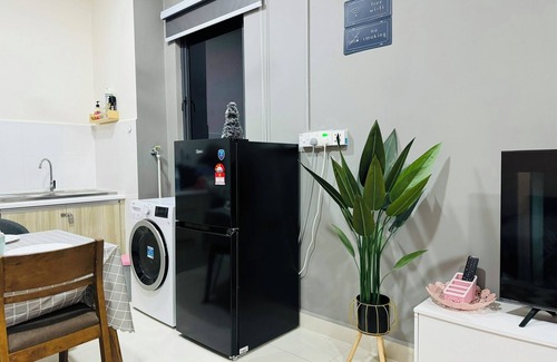 Kota Warisan Apartment | CoreSoho Suite by BKAstaycation KotaWarisan Sepang KLIA Airport, Free WiFi