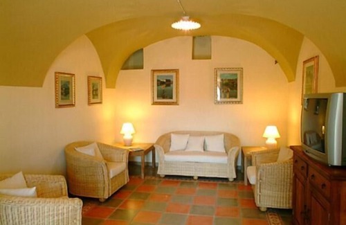 Bosa Historic Centre Hotel | Corte Fiorita Albergo Diffuso