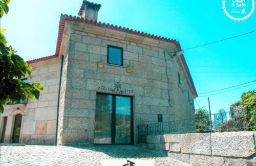 Vieira do Minho House | Cortegaça House