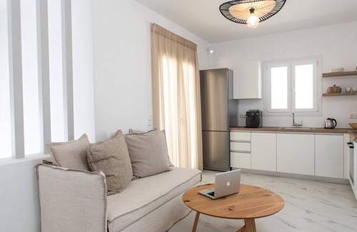 Plaka Hotel | Cosmos Hotel