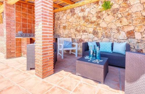 Lloret de Mar Villa | Costacabana - Villa Dolce vita