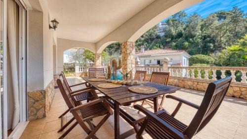 Lloret de Mar Villa | Costacabana - Villa Valeria
