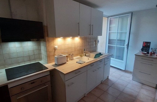 Pierrelatte Apartment | Cosy 3-bedroom apartment with private terrace in the heart of Pierrelatte