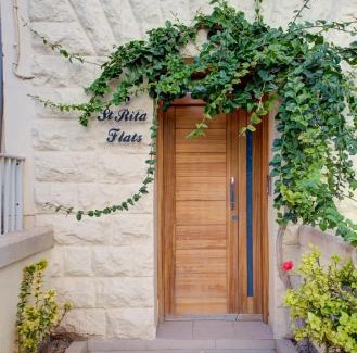 Il-Qajjenza Apartment | Cosy 3BR home Apt with private balcony in B'Bugia