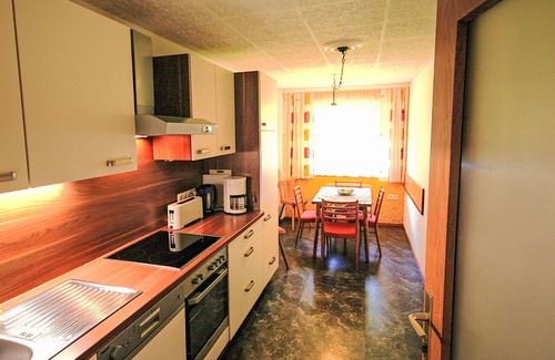 Gortipohl Apartment | Cosy apartment for 5 people with WIFI, TV and terrace