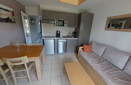 Pleherel-Plage-Vieux-Bourg Apartment | Cosy apartment between beach, golf course & forest - Sables d'Or