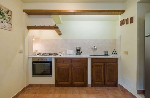 Gello Apartment | Cosy apartment for 4 people with WIFI, TV, terrace and pets allowed