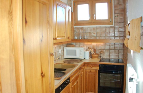 Villars-sur-Ollon Apartment | Cosy apartment for 6 guests with WIFI, TV, balcony and pets allowed