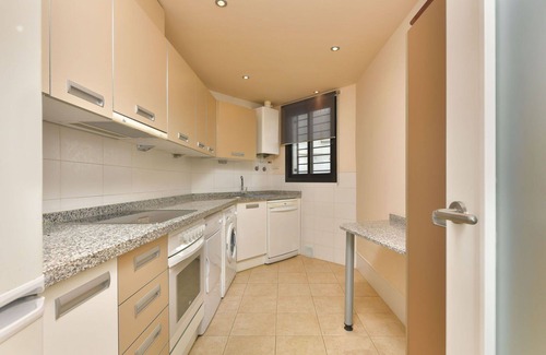 Torrox Costa Apartment | Cosy apartment for 6 people with WIFI, pool, A/C, TV, terrace and pets allowed