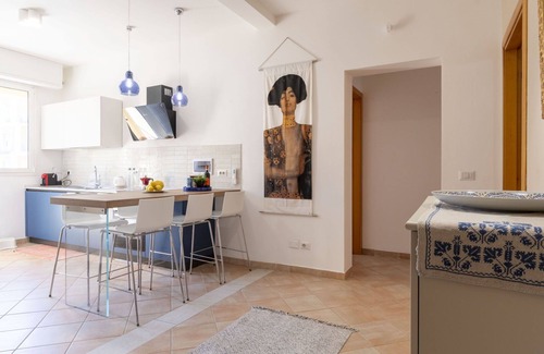 Isolotto Apartment | Cosy apartment for 7 guests with A/C, WIFI, TV, balcony and panoramic view