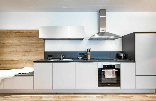 Unterlaengenfeld Apartment | Cosy apartment for 5 people with WIFI, TV, patio, panoramic view and parking