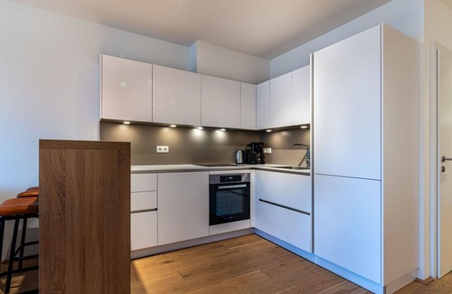 Annenheim Apartment | Cosy apartment for 3 people with WIFI, TV, balcony and parking