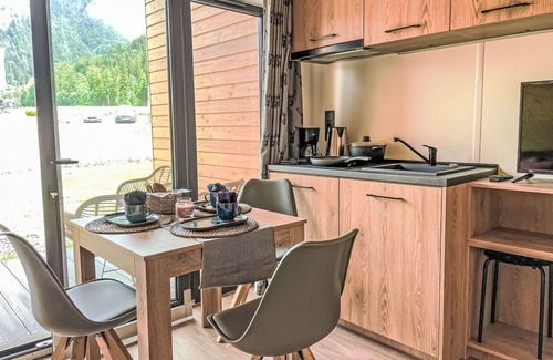 Schliersee House | Cosy apartment in villa for 5 guests with A/C, TV, terrace and pets allowed