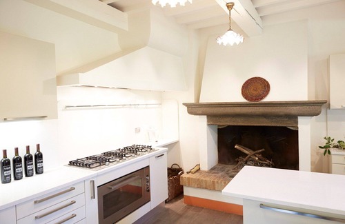 Montaione Villa | Cosy apartment in villa with A/C, WIFI, pool, TV, veranda and panoramic view, close to San Gimig.