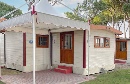 Aglientu House | Cosy apartment in villa for 4 guests with WIFI, A/C, pool, TV, patio and pets allowed