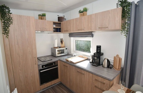Wemding House | Cosy apartment in villa for 4 guests with A/C, WIFI, TV, terrace and pets allowed
