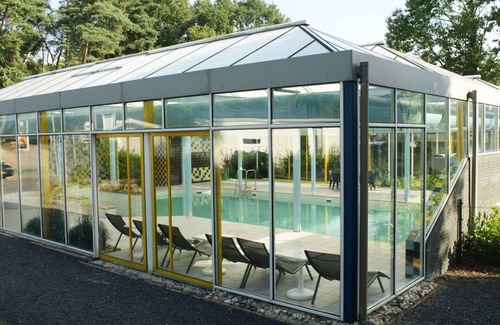 Belfeld House | Cosy apartment in villa for 4 people with WIFI, pool, TV and terrace