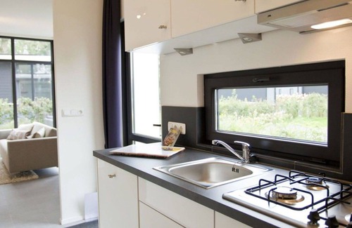 Belfeld House | Cosy apartment in villa for 4 guests with WIFI, pool, TV and terrace